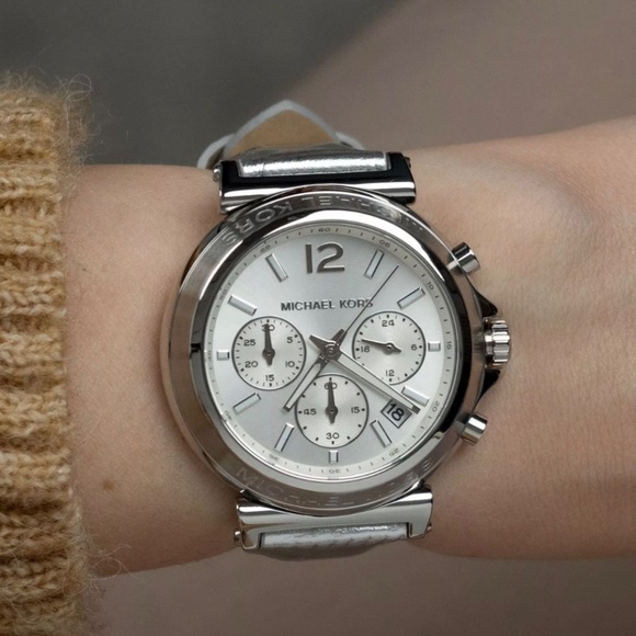 New MICHAEL KORS Maren Watch MK7509